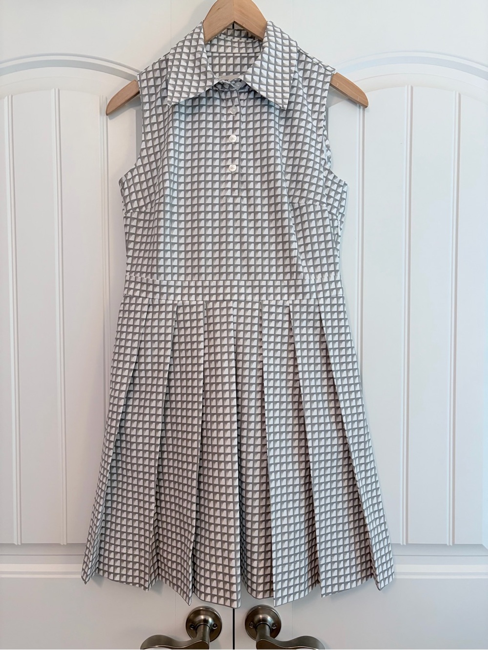 Tory Burch NWT Pleated Golf Dress Women's Sz 4 Grey Gradient Gingham Sleeveless